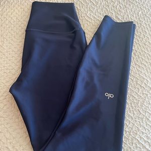 Alo Yoga 7/8 High- Waist Airlift Legging